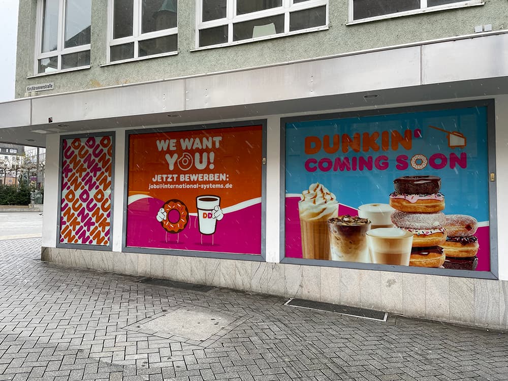 Schaufensterbeklebung